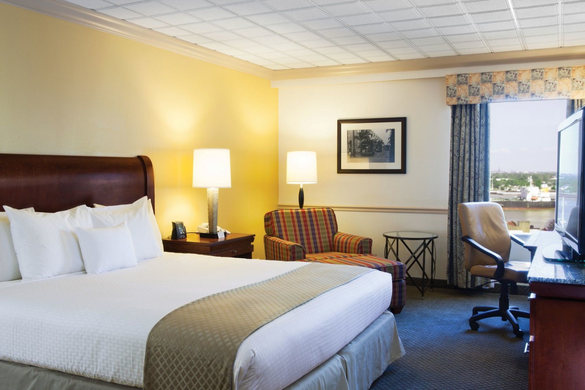 Hotel Doubletree By Hilton