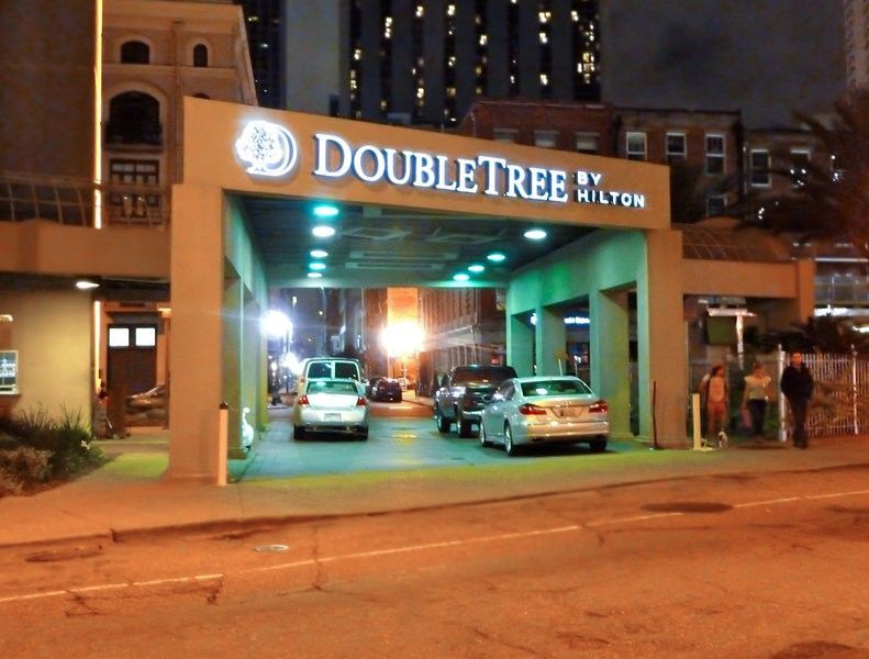 Doubletree By Hilton Hotel New Orleans